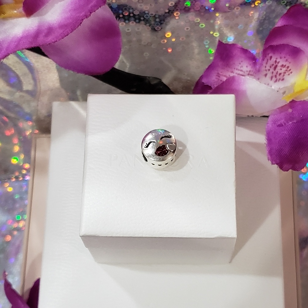 🚫 SOLD 🚫 PANDORA Cerise Glitter Enamel charm 🌺